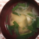 玉ねぎ＆じゃがいもの中華スープ